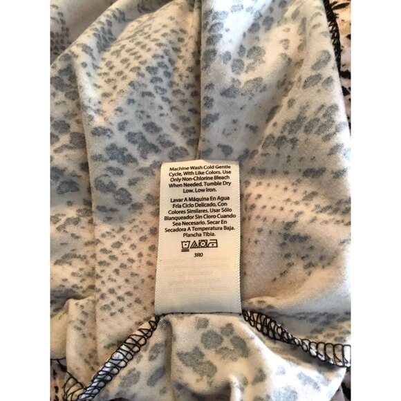 Secret Treasures 2-Piece Snakeskin Print Nightgown & Robe Set - Picture 10 of 11